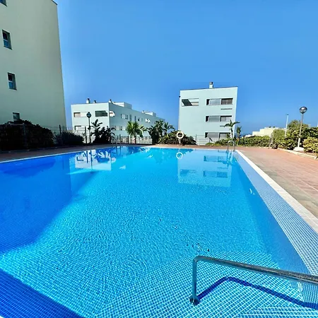 Lejlighed Mountain, Pool & Sea *